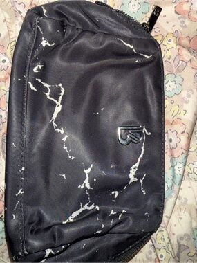 Buffbunny Game Changer Zip small bag Black-Marble